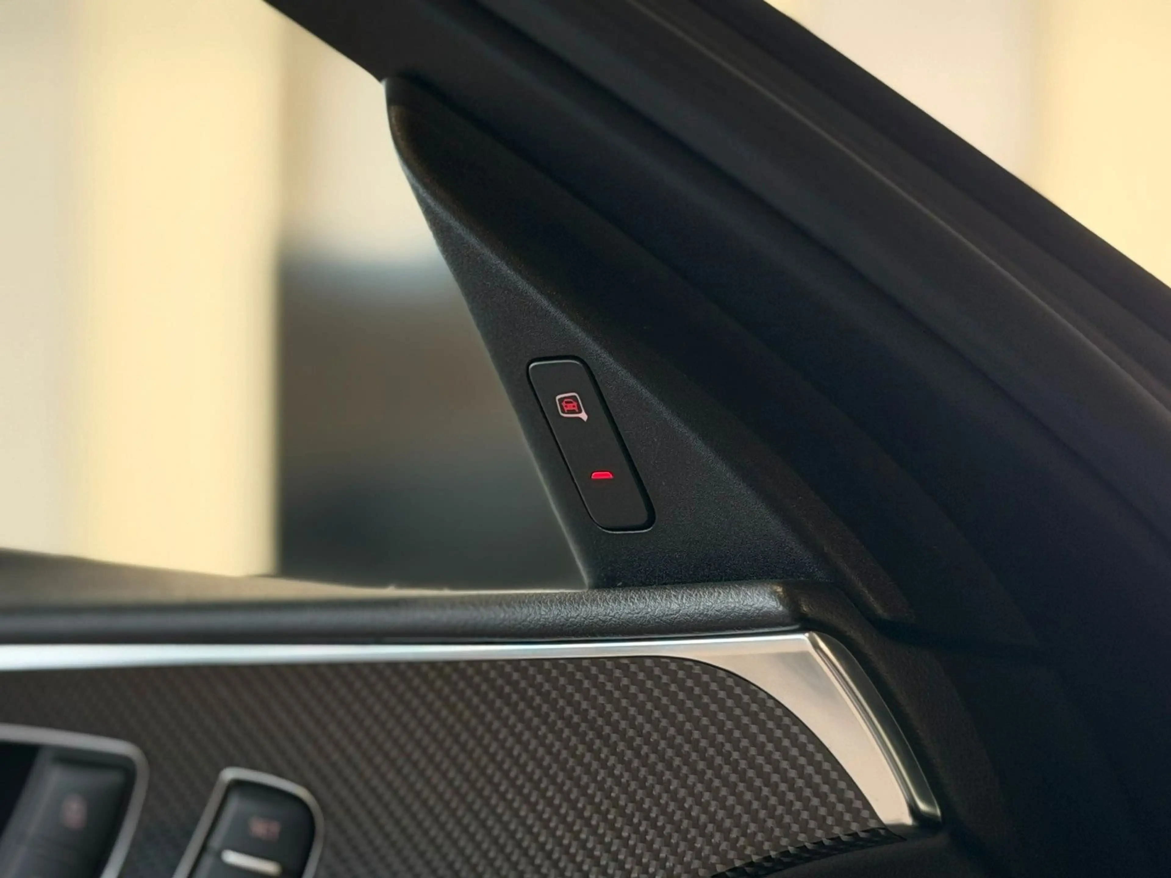 Audi RS6 Avant *VMAX*Keramik*Pano*Massage*SBL* — photo 15
