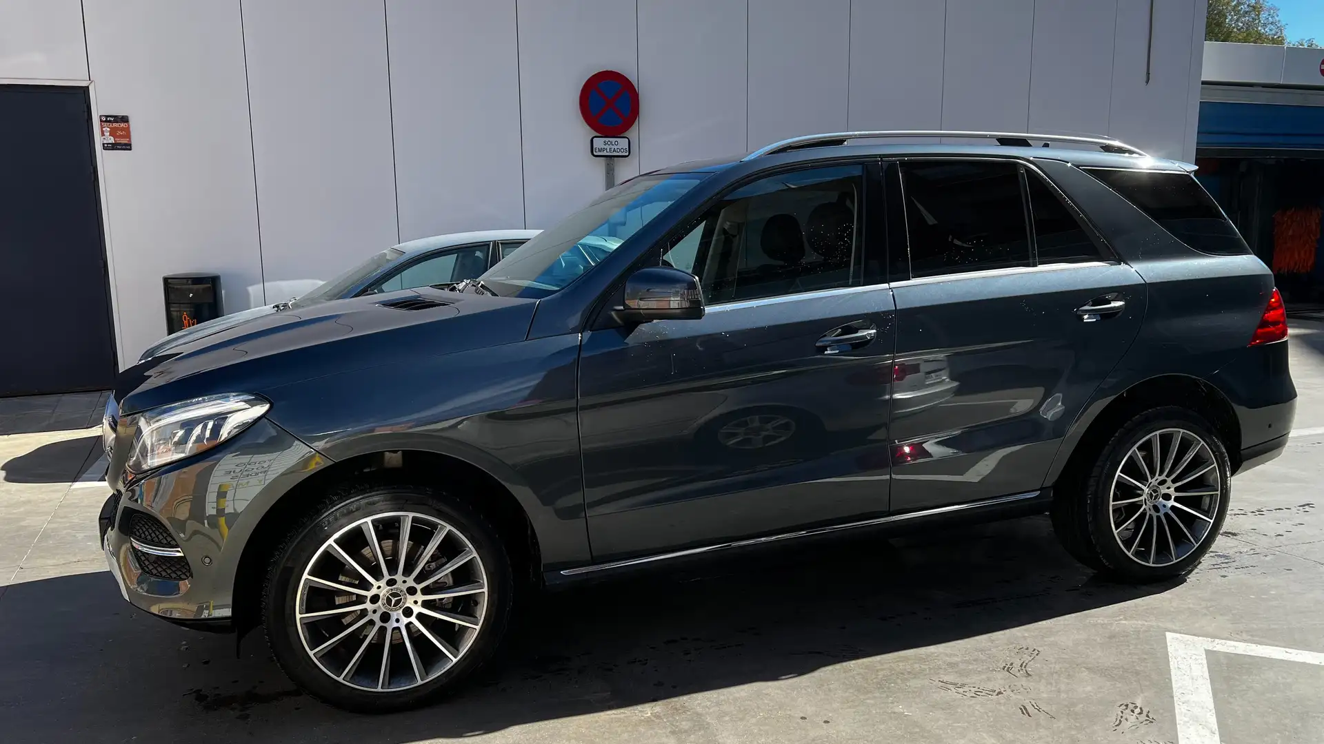 Mercedes-Benz GLE 350 GLE 350d 4Matic Aut. Gris - 1