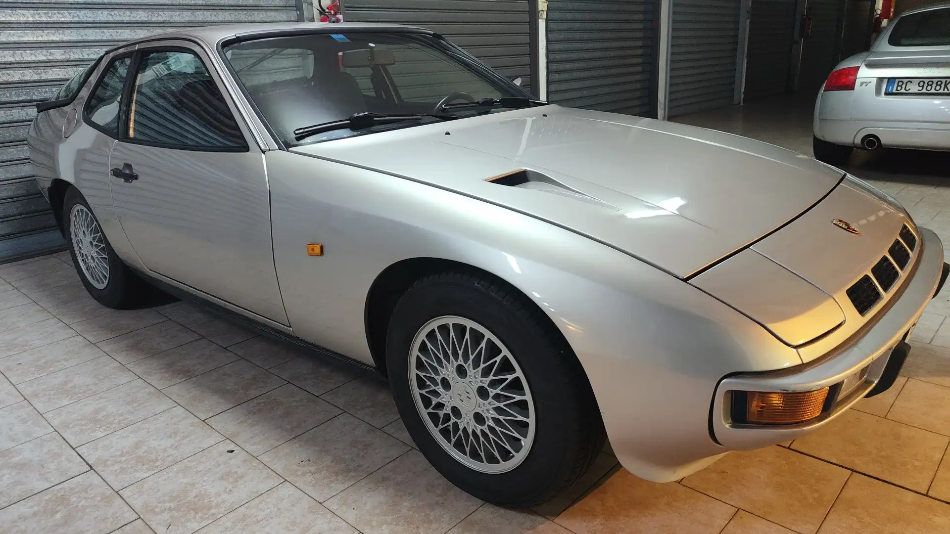Porsche 924 2.0Turbo 1983 310units built worldwide /clima gold - 1