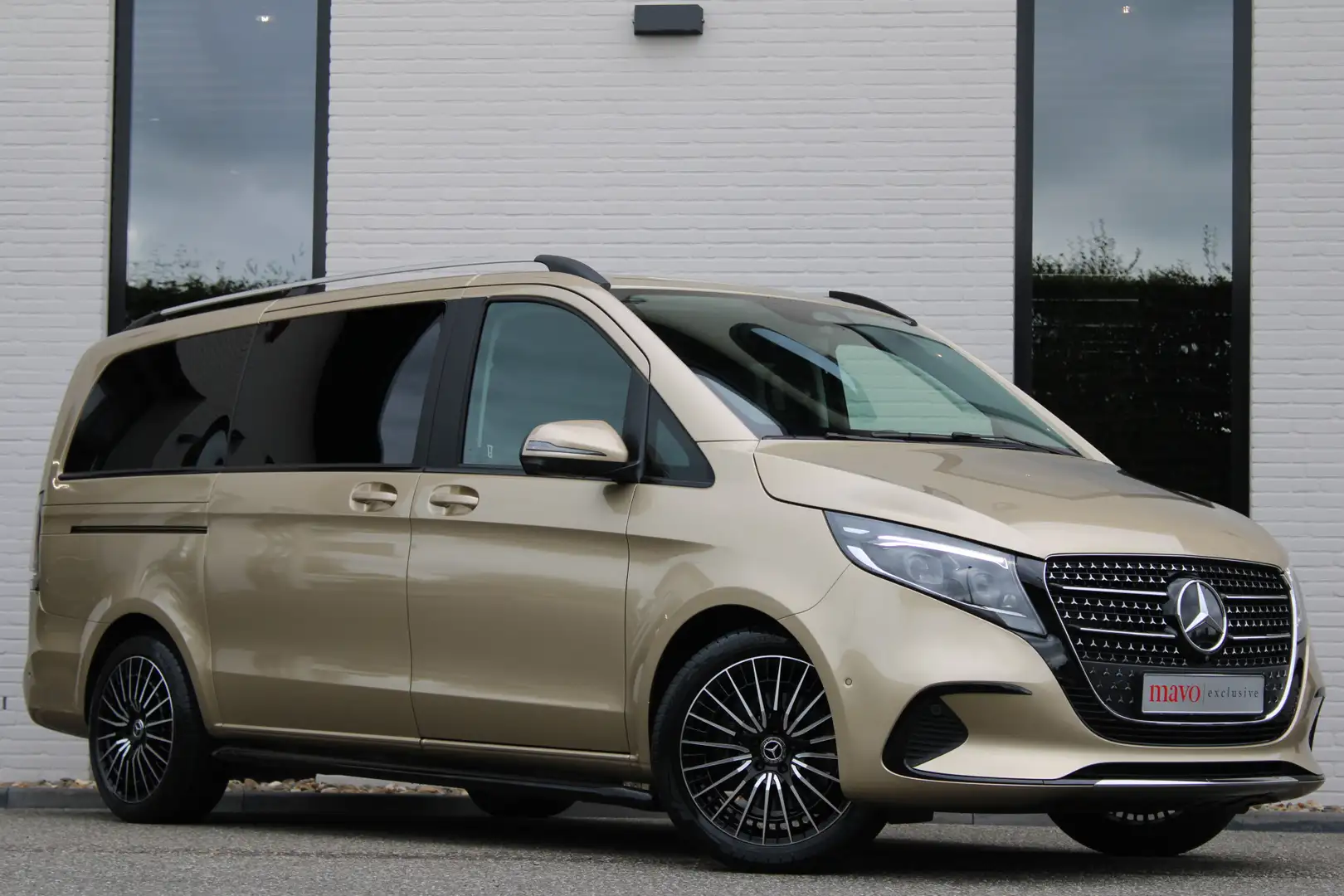 Mercedes-Benz V 220 220d / Lang / DC / New Model / 2x Schuifdeur / Bur Or - 1