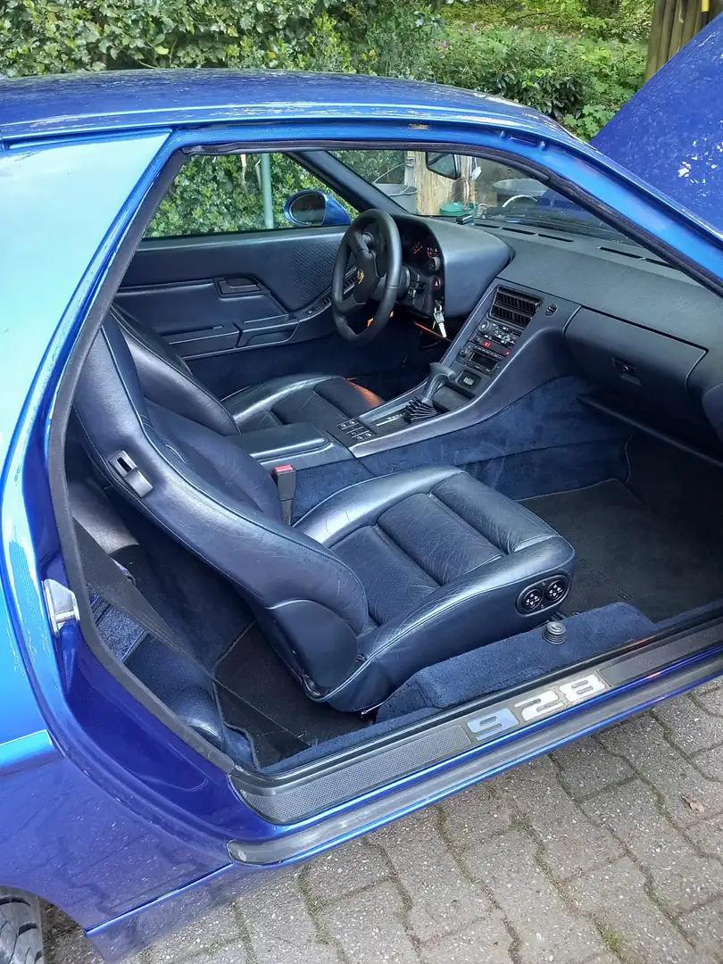 Porsche 928 S4 Bleu - 2