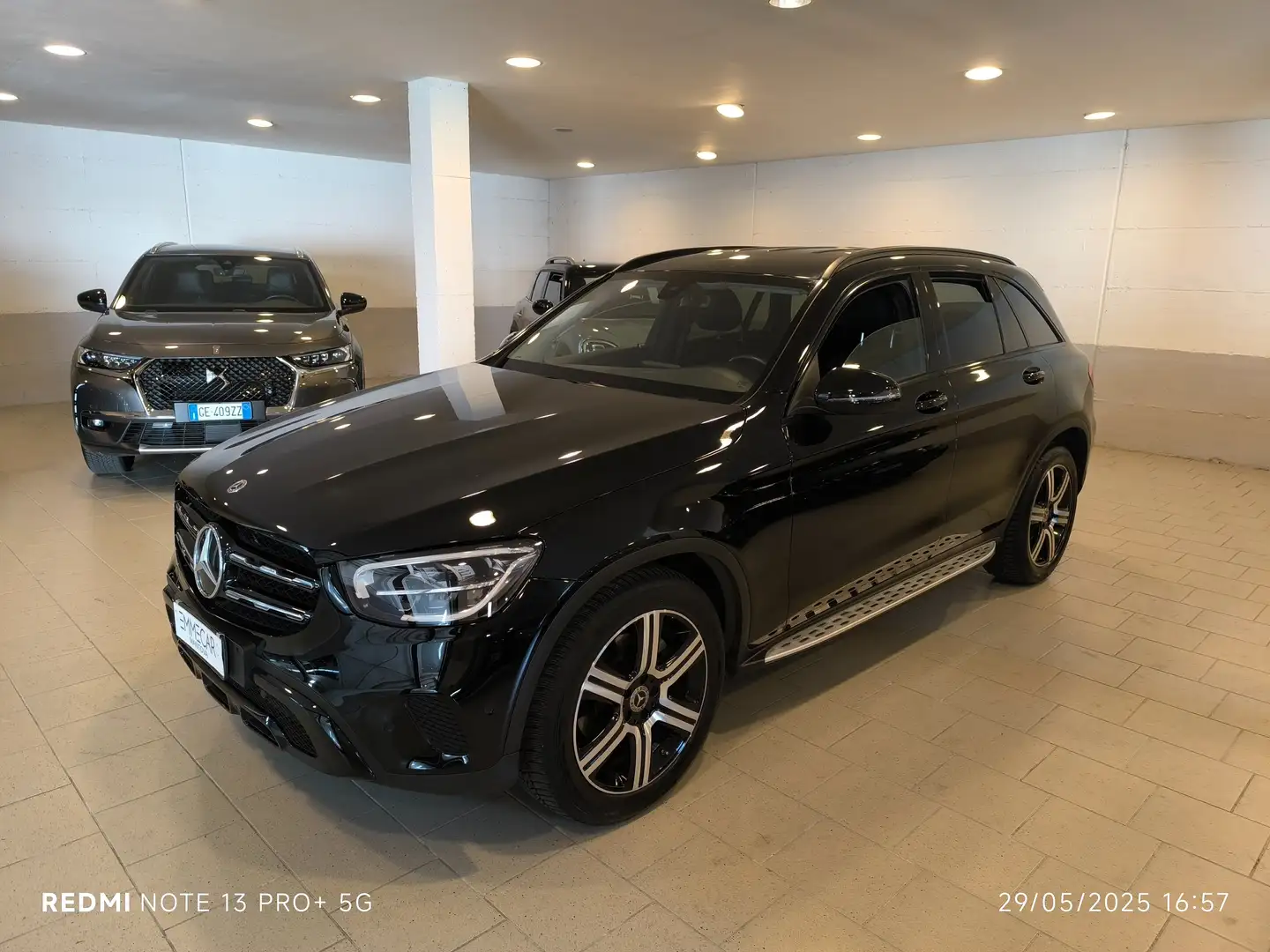 Mercedes-Benz GLC 200 GLC 200 d Business 4matic auto Zwart - 2