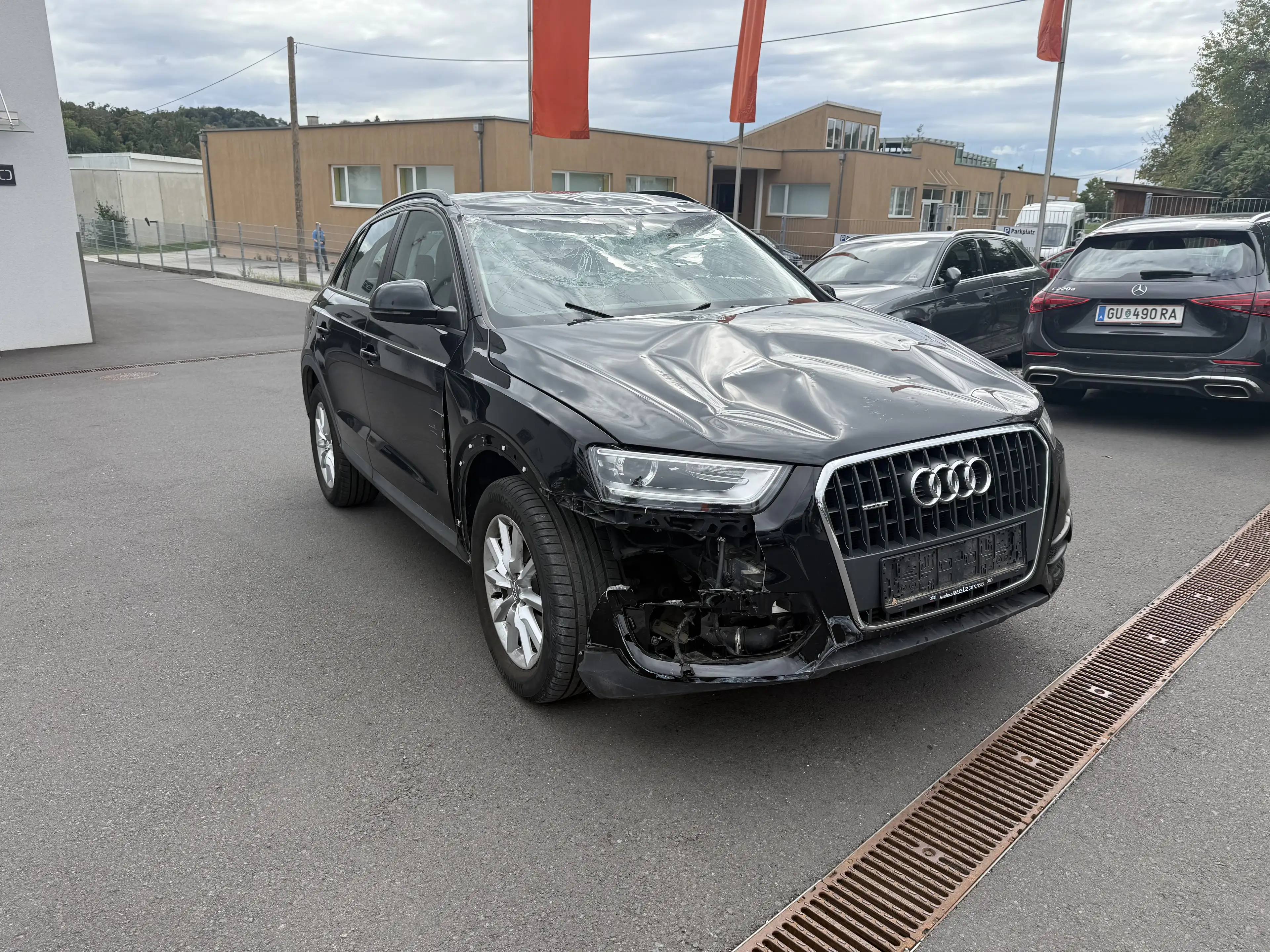 Audi Q3 Unfallwagen
