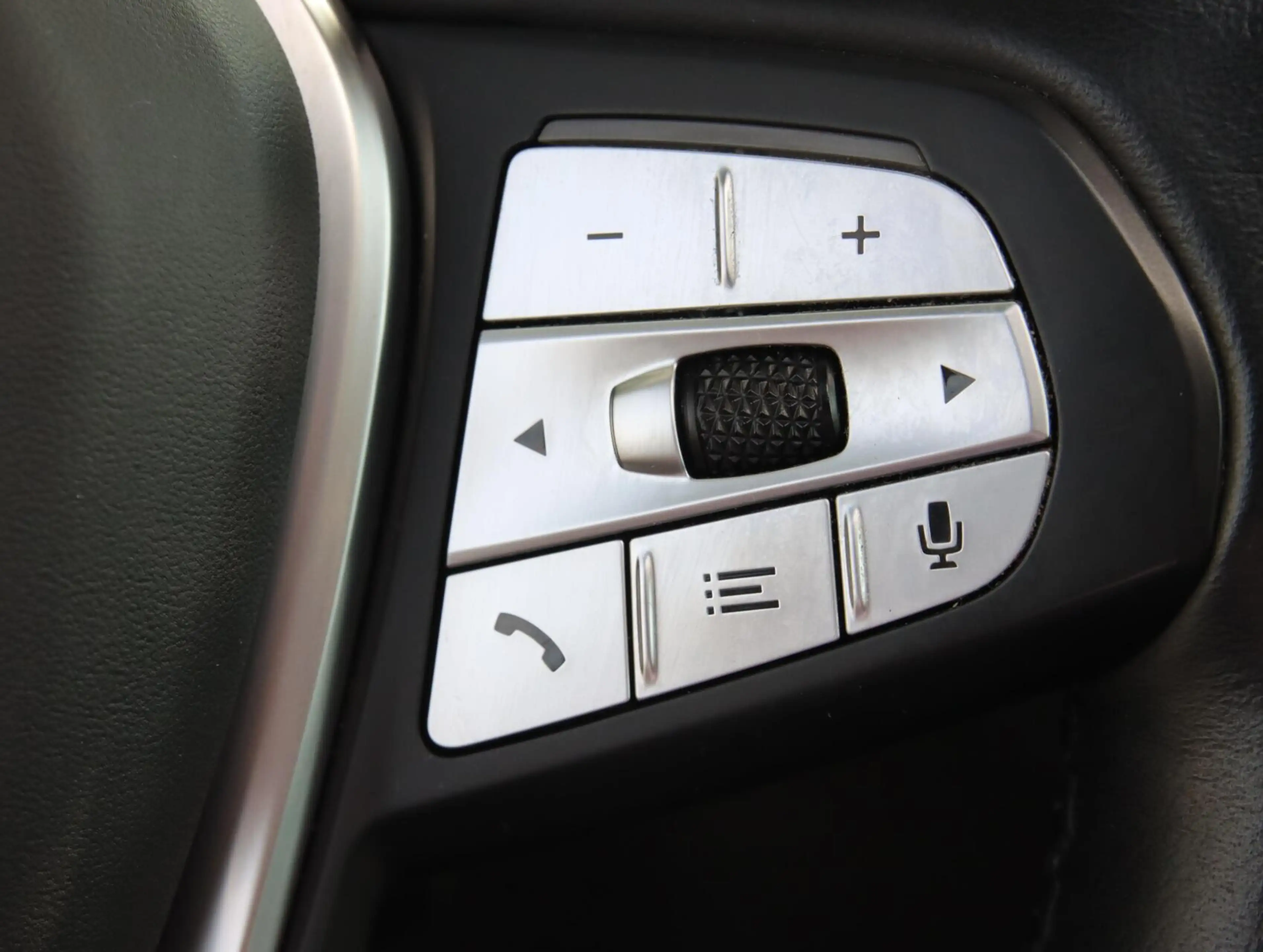 BMW iX3 High Executive 80 kWh| Panoramadak | SOH 93,7% — photo 44