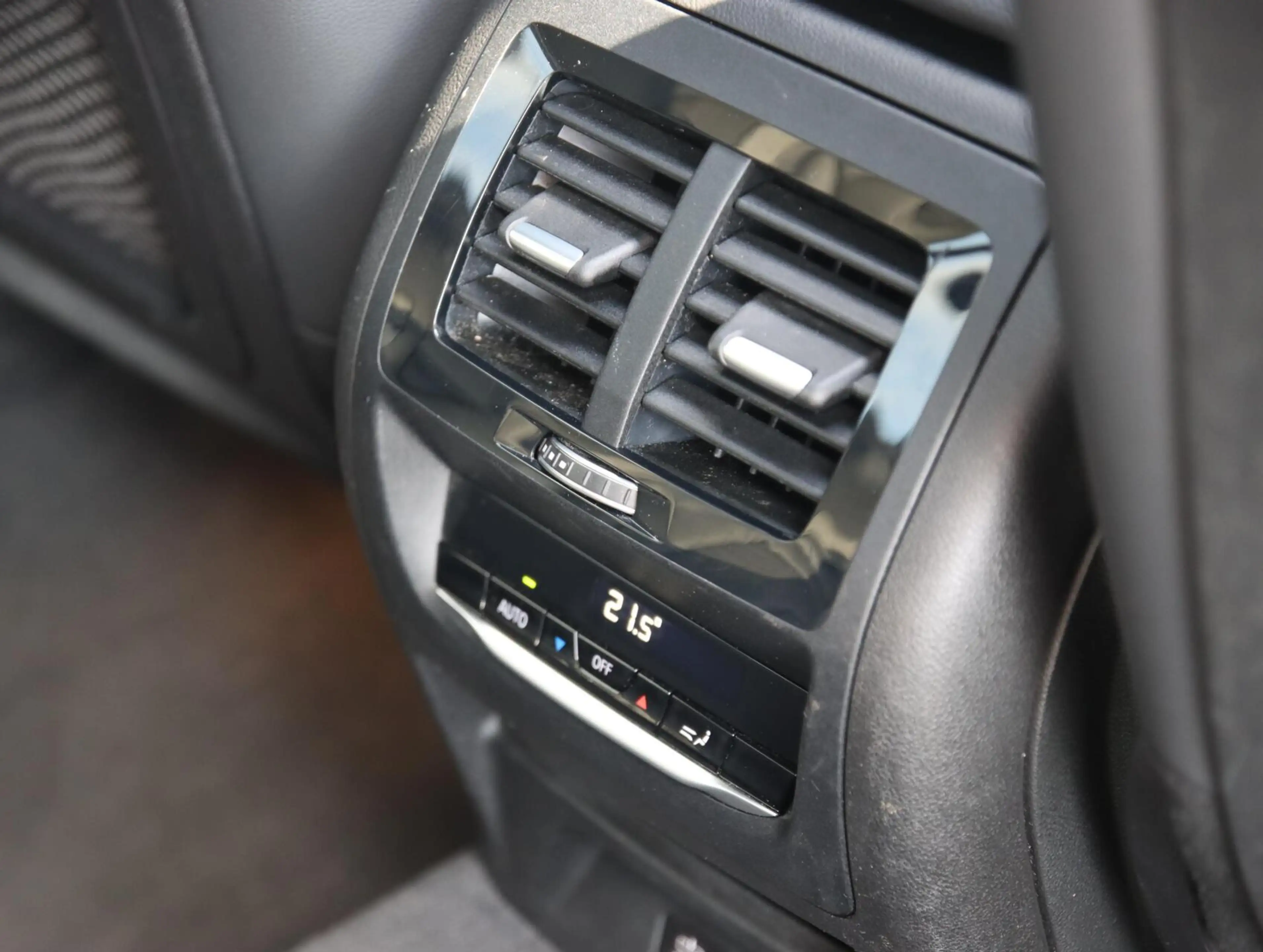 BMW iX3 High Executive 80 kWh| Panoramadak | SOH 93,7% — photo 36
