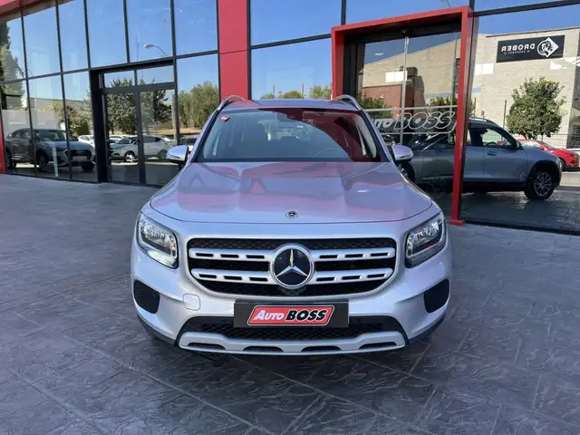 Mercedes-Benz Unknown Model view 3