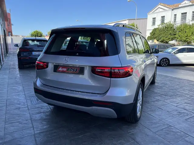 Mercedes-Benz Unknown Model view 7