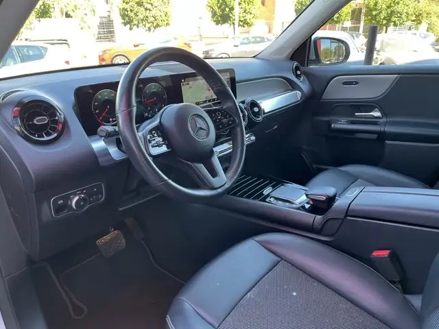Mercedes-Benz Unknown Model view 15