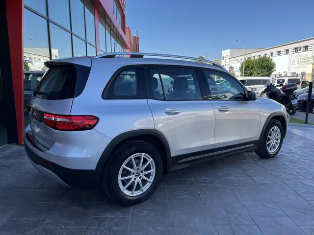 Mercedes-Benz Unknown Model view 6