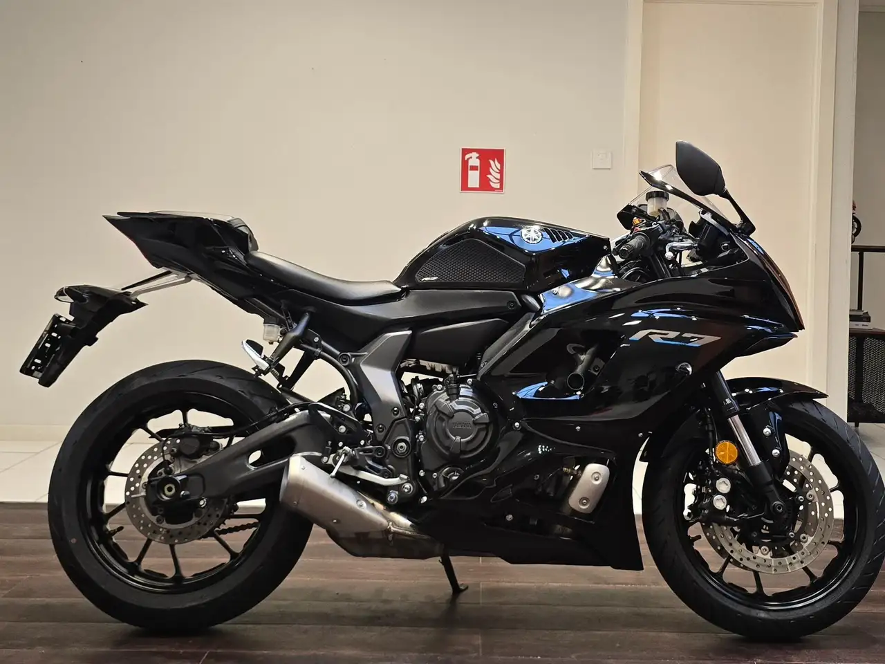Yamaha YZF-R7