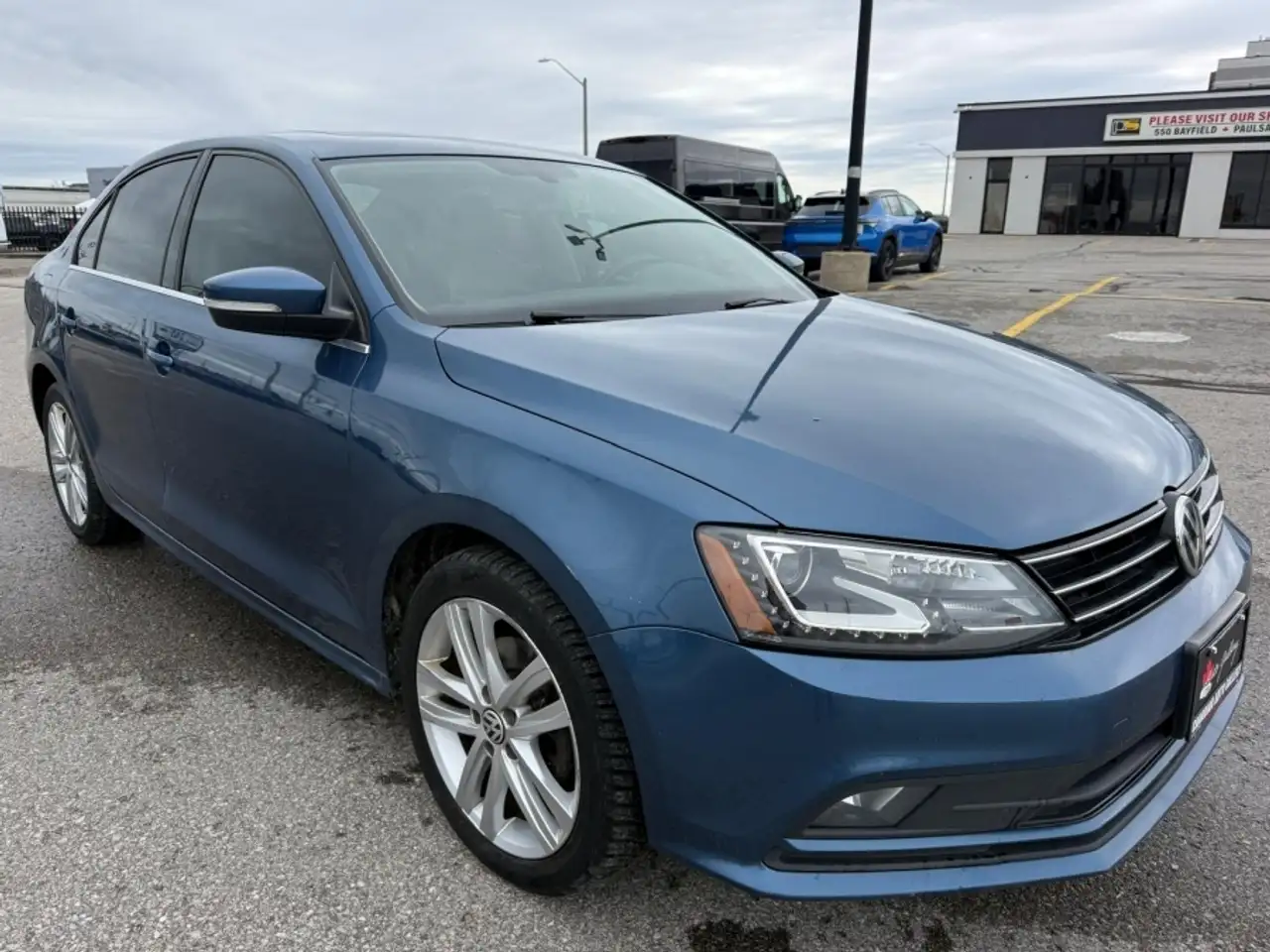 Volkswagen Jetta снимка Volkswagen Jetta