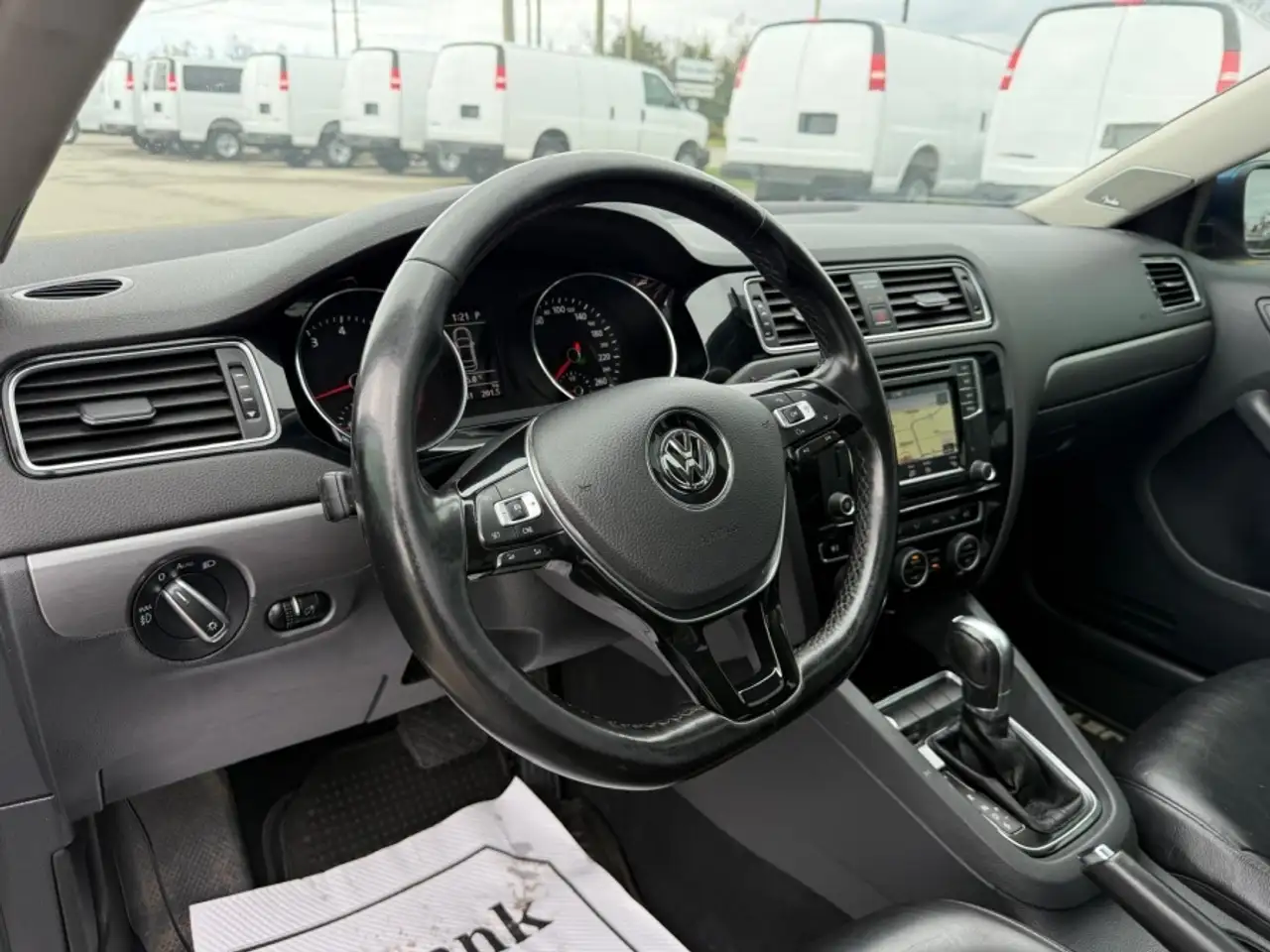 Volkswagen Jetta снимка Volkswagen Jetta