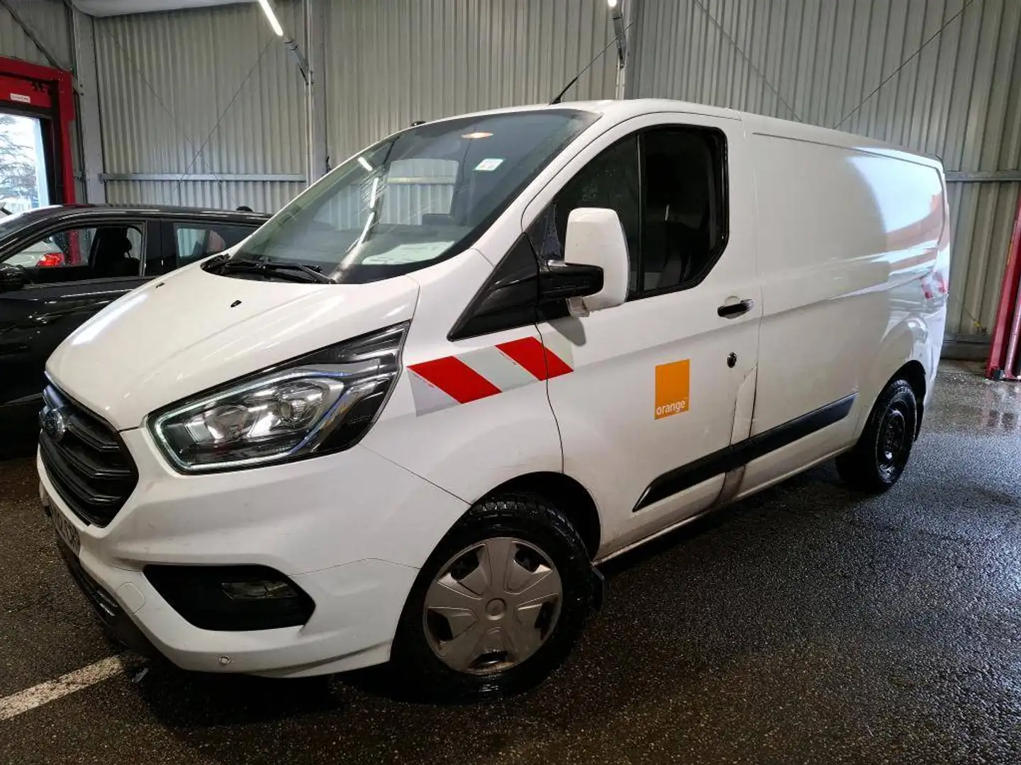 Ford Transit Custom Fg 300 L1H1 2.0 EcoBlue 130 S\u0026amp;S Trend Bus Blanc - 2