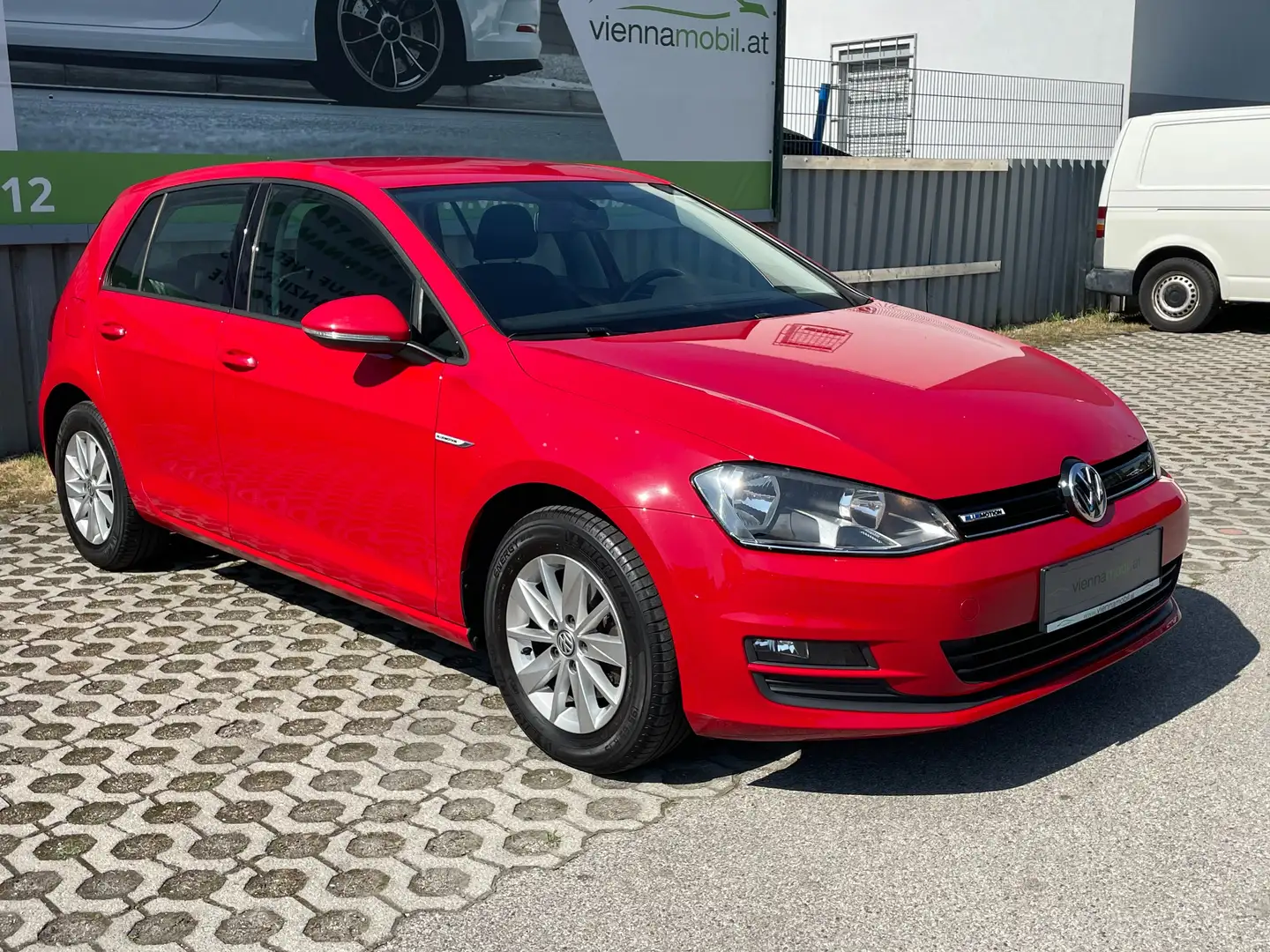 Volkswagen Golf 7 - 1,4 TGI * 1. Besitz * Benzin/Erdgas * Rot - 1