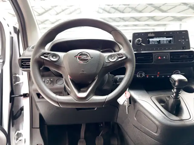 Opel Combo view 10