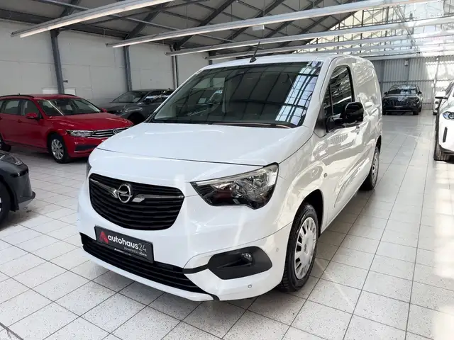 Opel Combo view 3