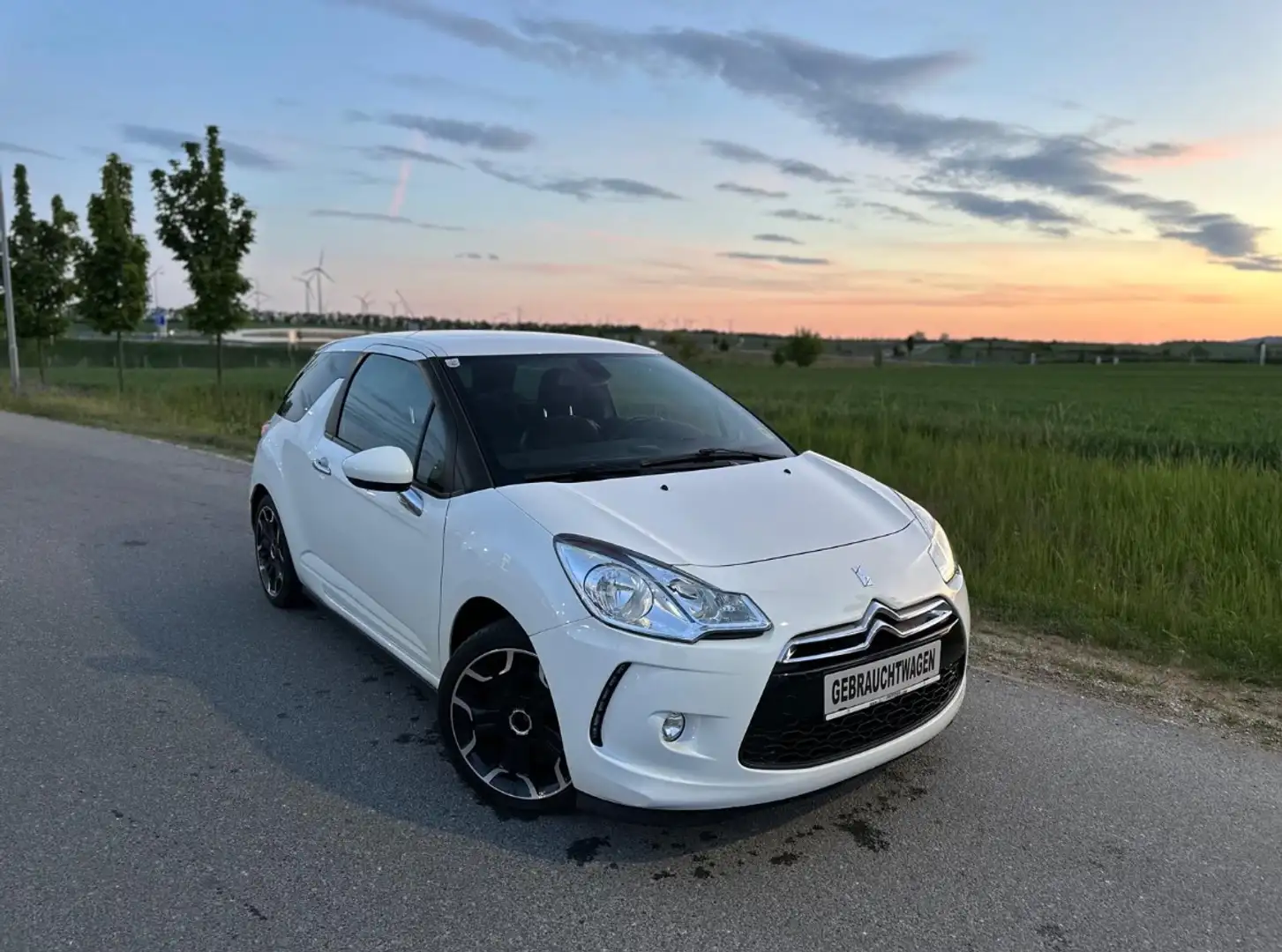 Citroen DS3 VTi 120 SoChic - 1