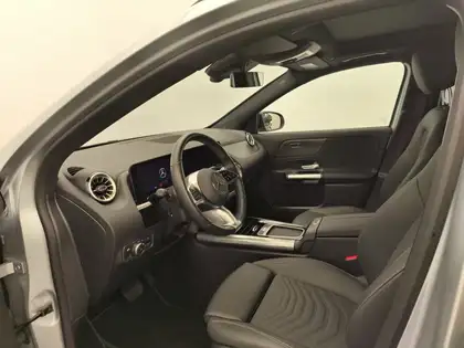 Annonce voiture d'occasion Mercedes-Benz GLA 180 - CARADIZE