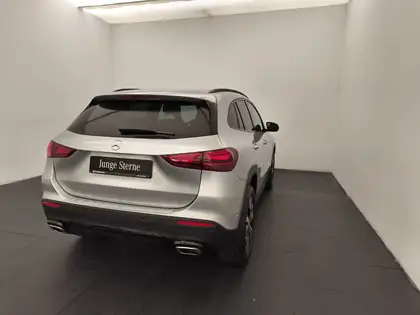 Annonce voiture d'occasion Mercedes-Benz GLA 180 - CARADIZE