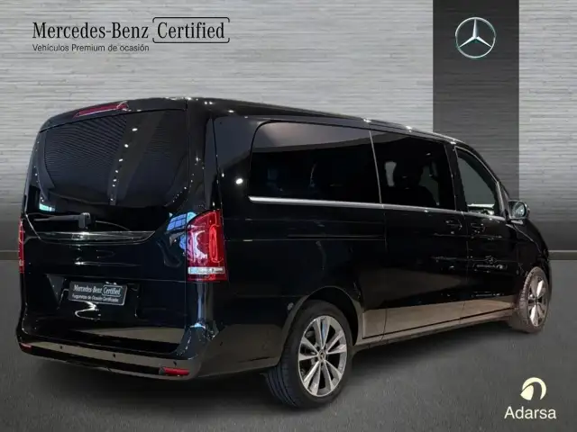 Mercedes-Benz V-Class view 2