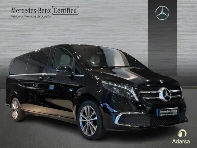 Mercedes-Benz V-Class view 4