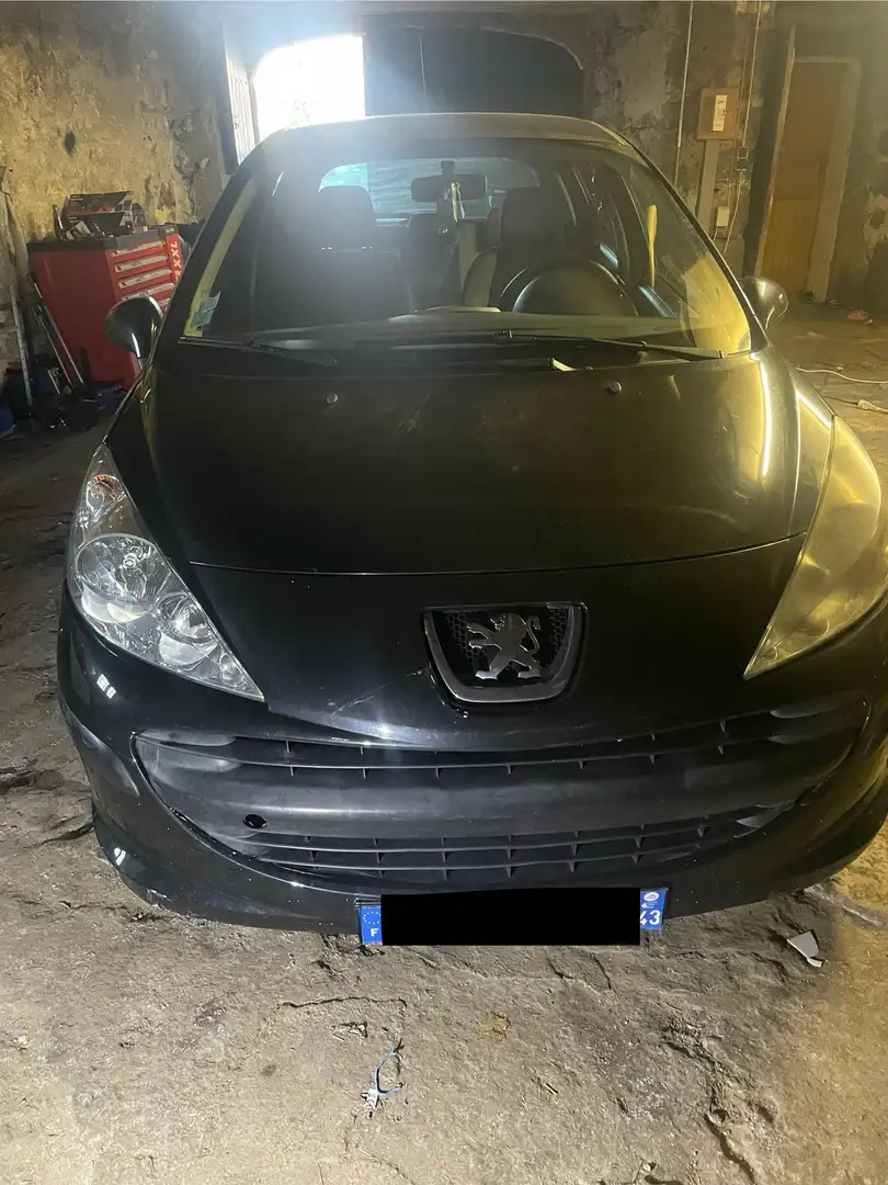 Peugeot 207 1.4 HDi 70ch - 1