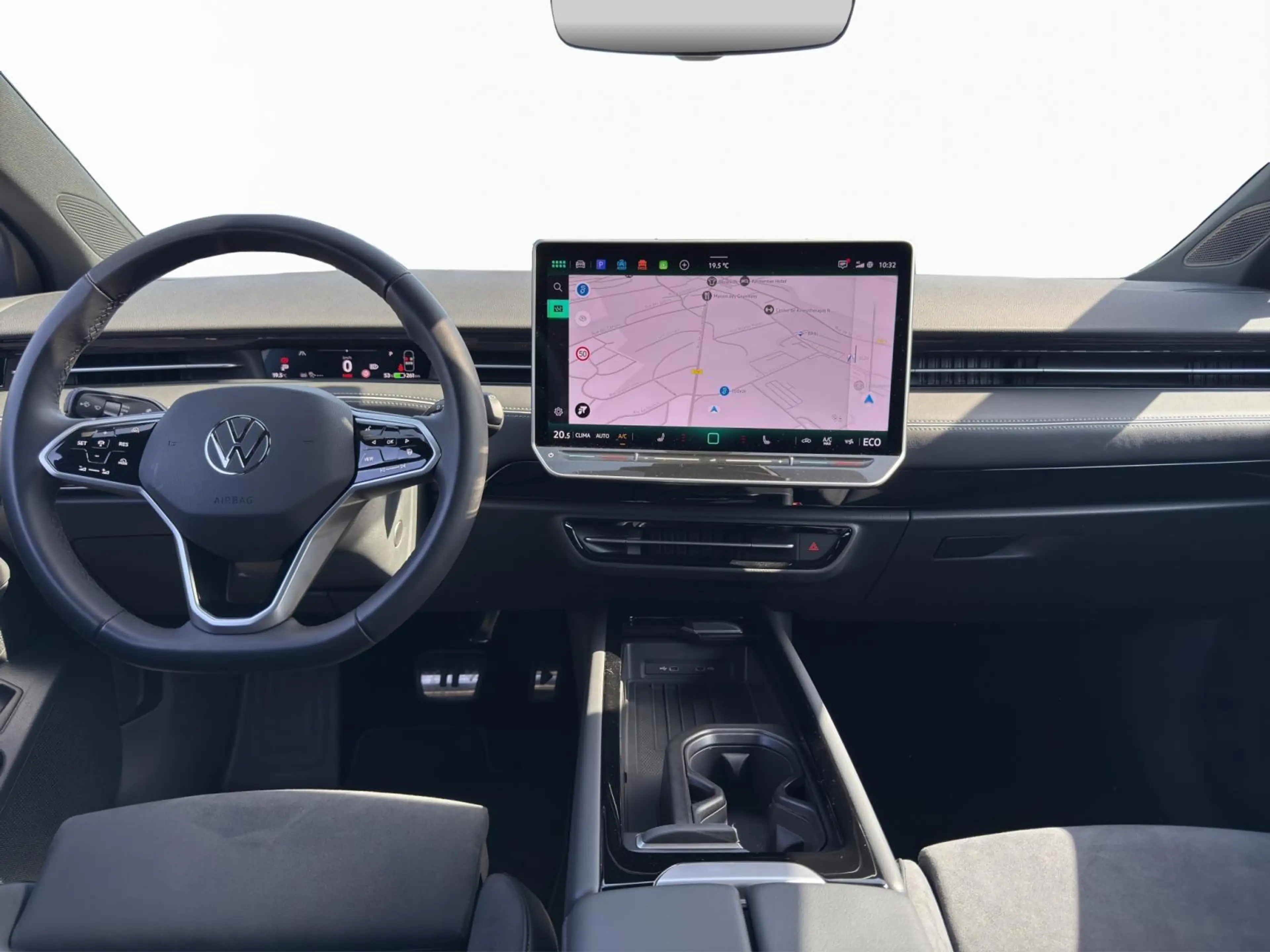 Volkswagen ID.7 Pro 210 kW / 77 kWh — photo 10