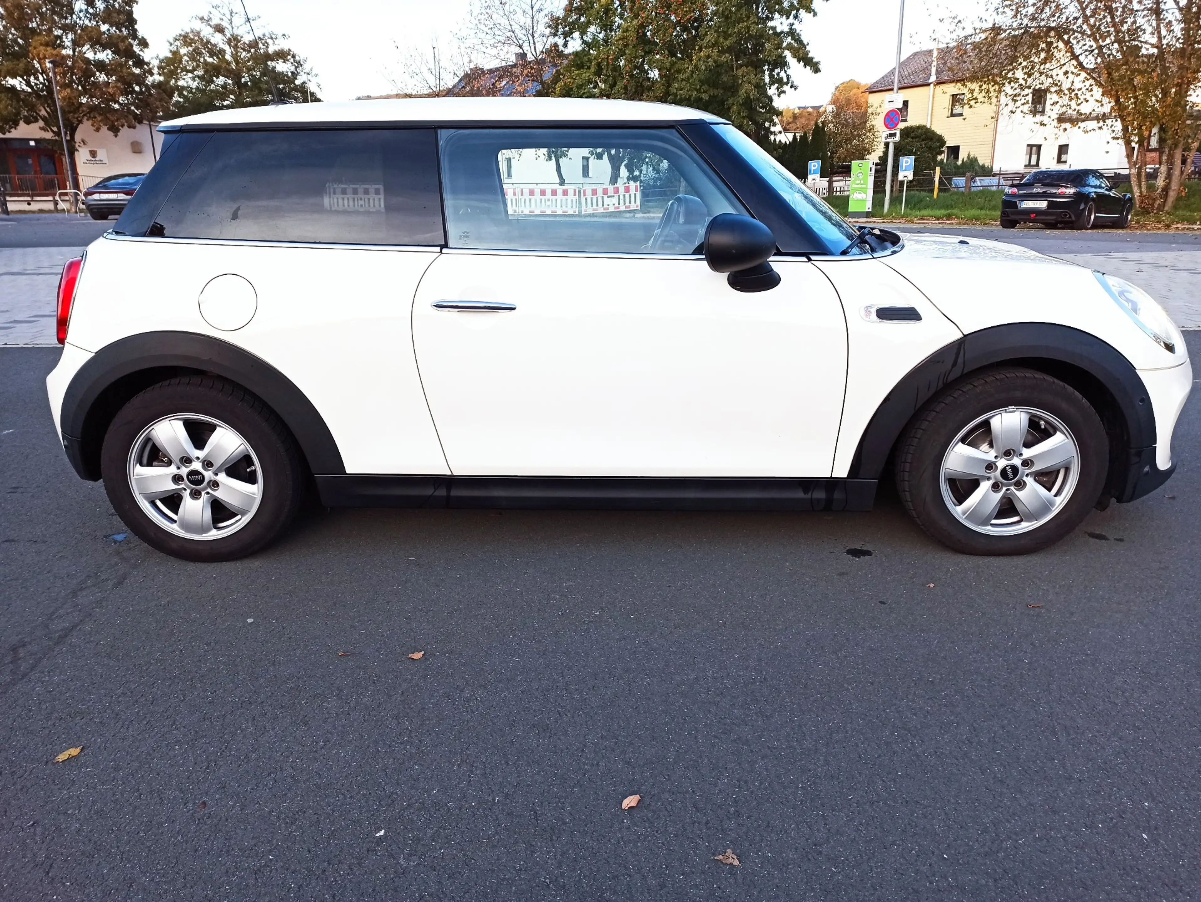 MINI One One SHZG PDC Tempo Allwetter Insp/Bremsen/TÜV & Ba — photo 4