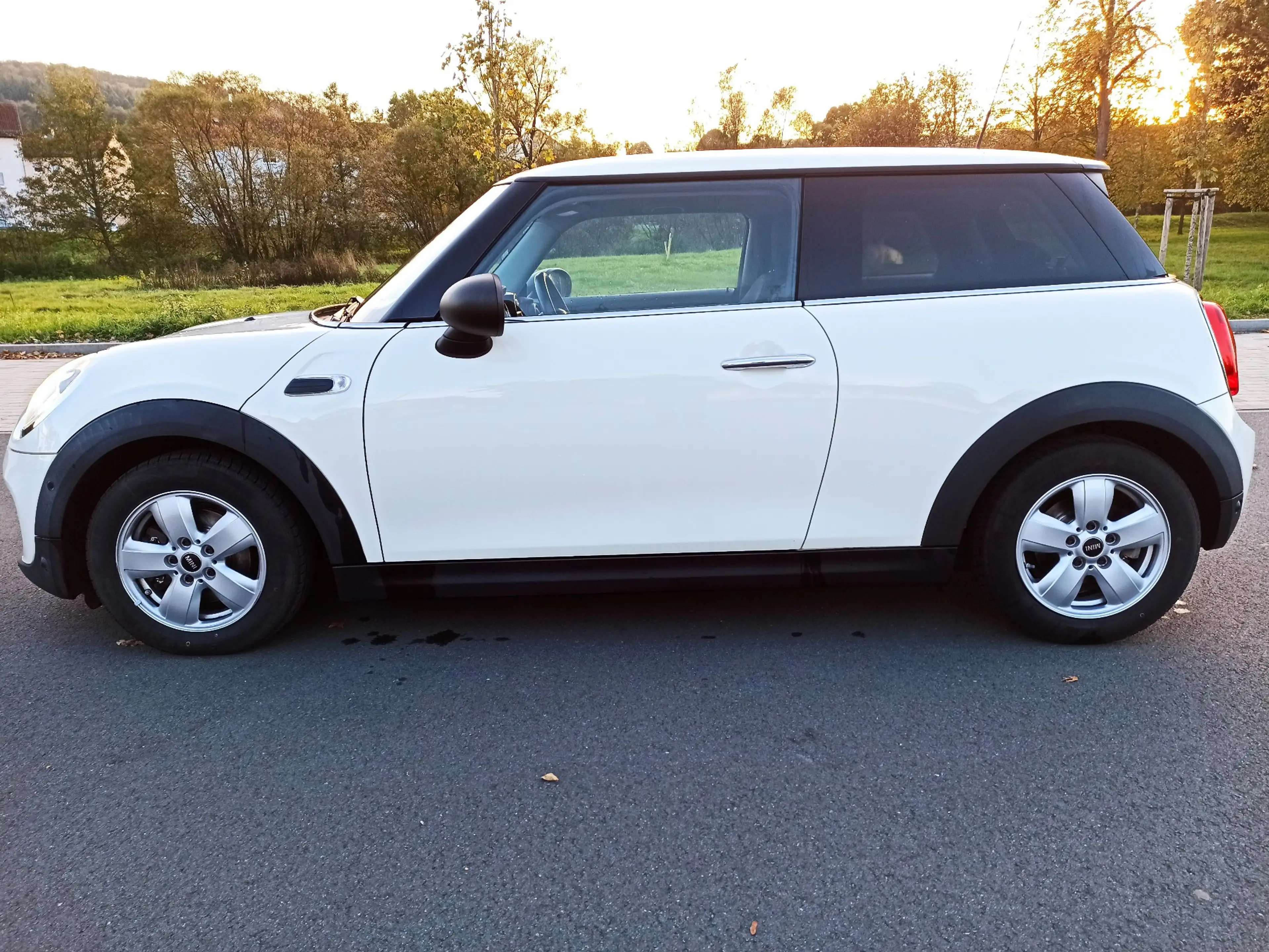 MINI One One SHZG PDC Tempo Allwetter Insp/Bremsen/TÜV & Ba — photo 5