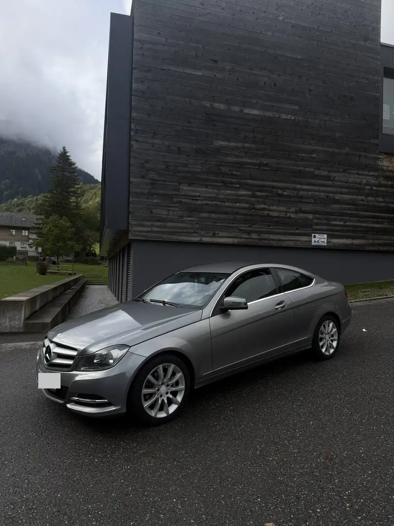 Mercedes-Benz C 180 BlueEfficiency Coupe Aut. - 2