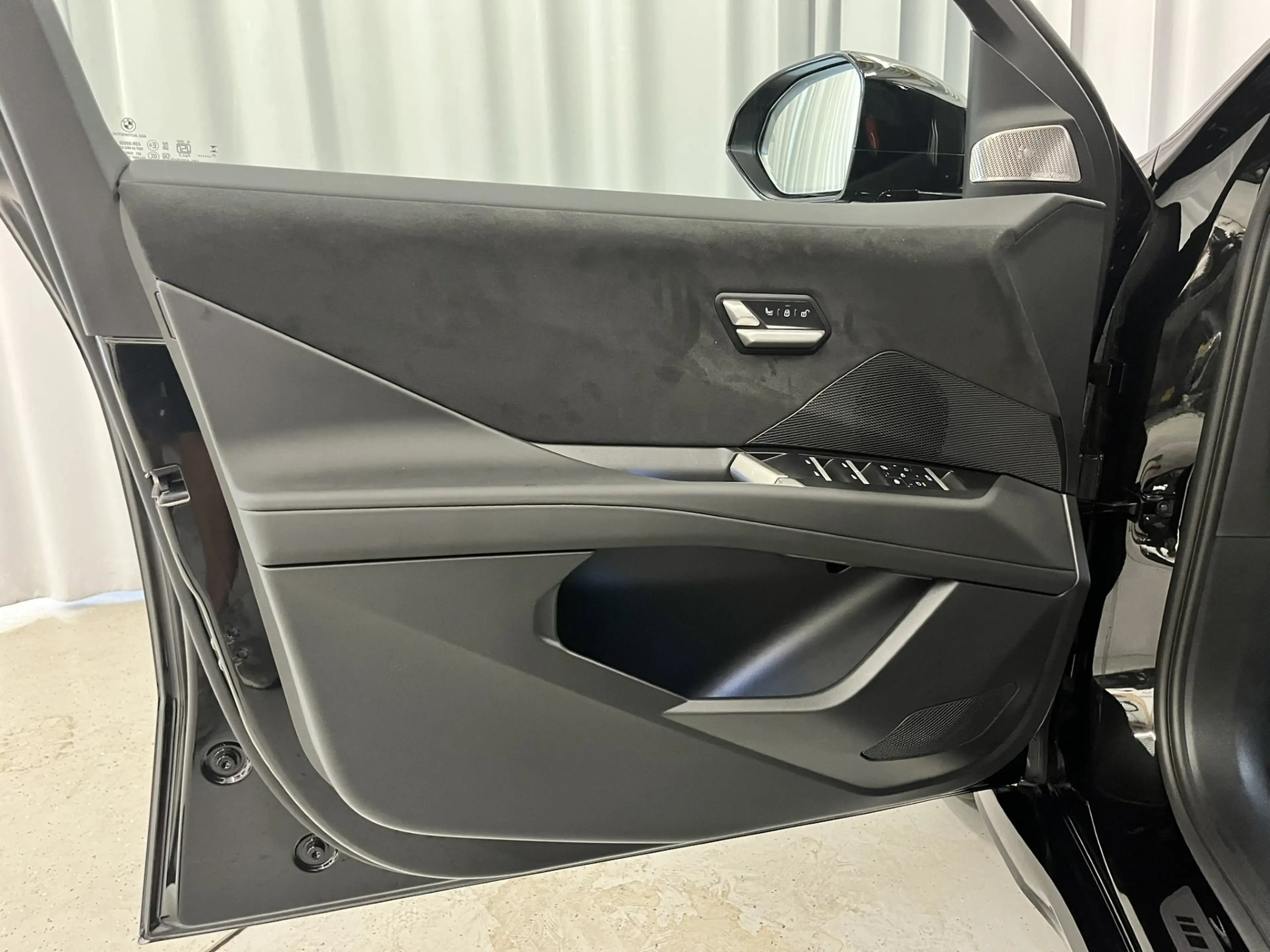 BMW iX3 40 *M-Sportpaket PRO* — photo 15