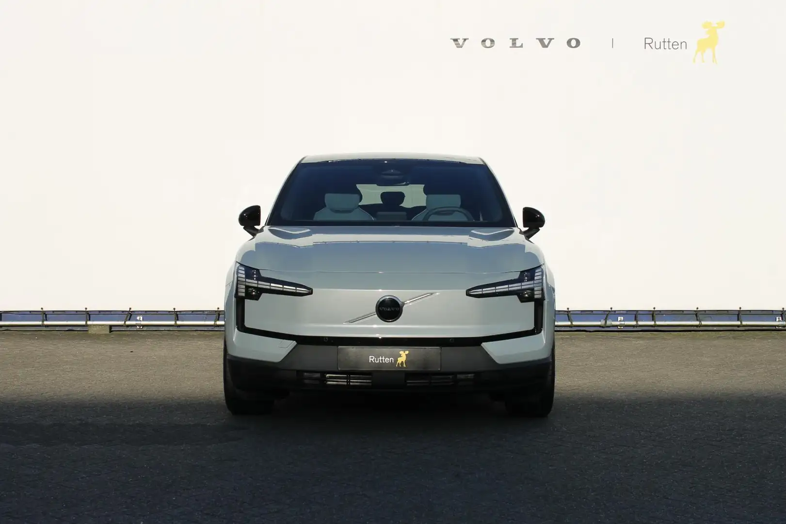 Volvo EX30 Single Motor Extended Range Plus 69 kWh Google Ser Gris - 2