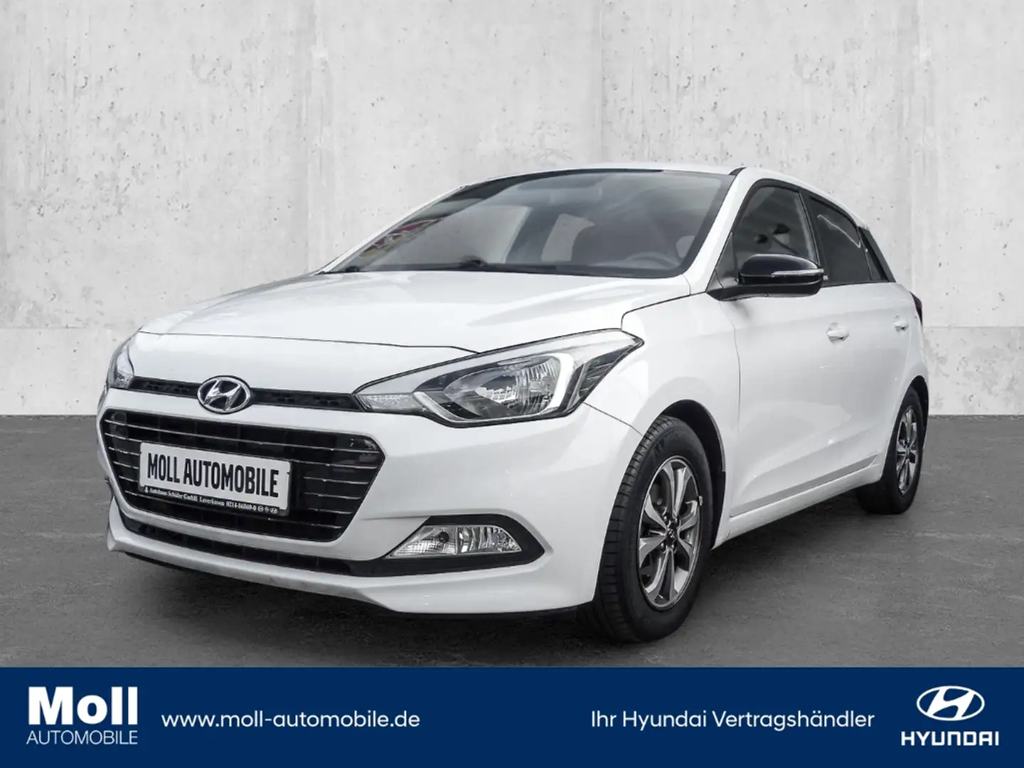 Hyundai i20 Passion SHZ LenkradHZG WKR Berganfahrass. Alu Klim Schwarz - 1