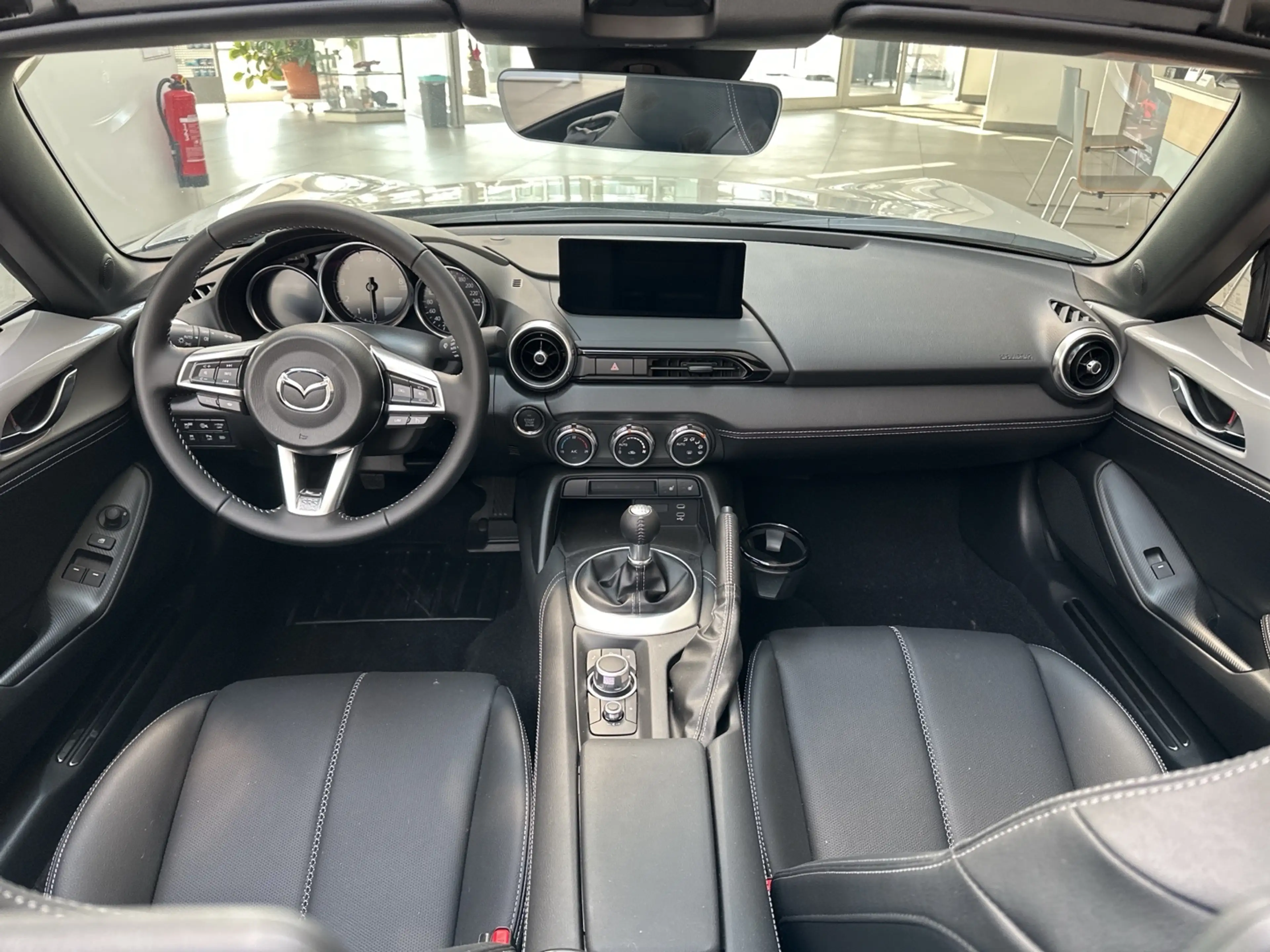 Mazda MX-5 2026 Exclusive-line 1.5L SKYACTIV-G 132 — photo 6