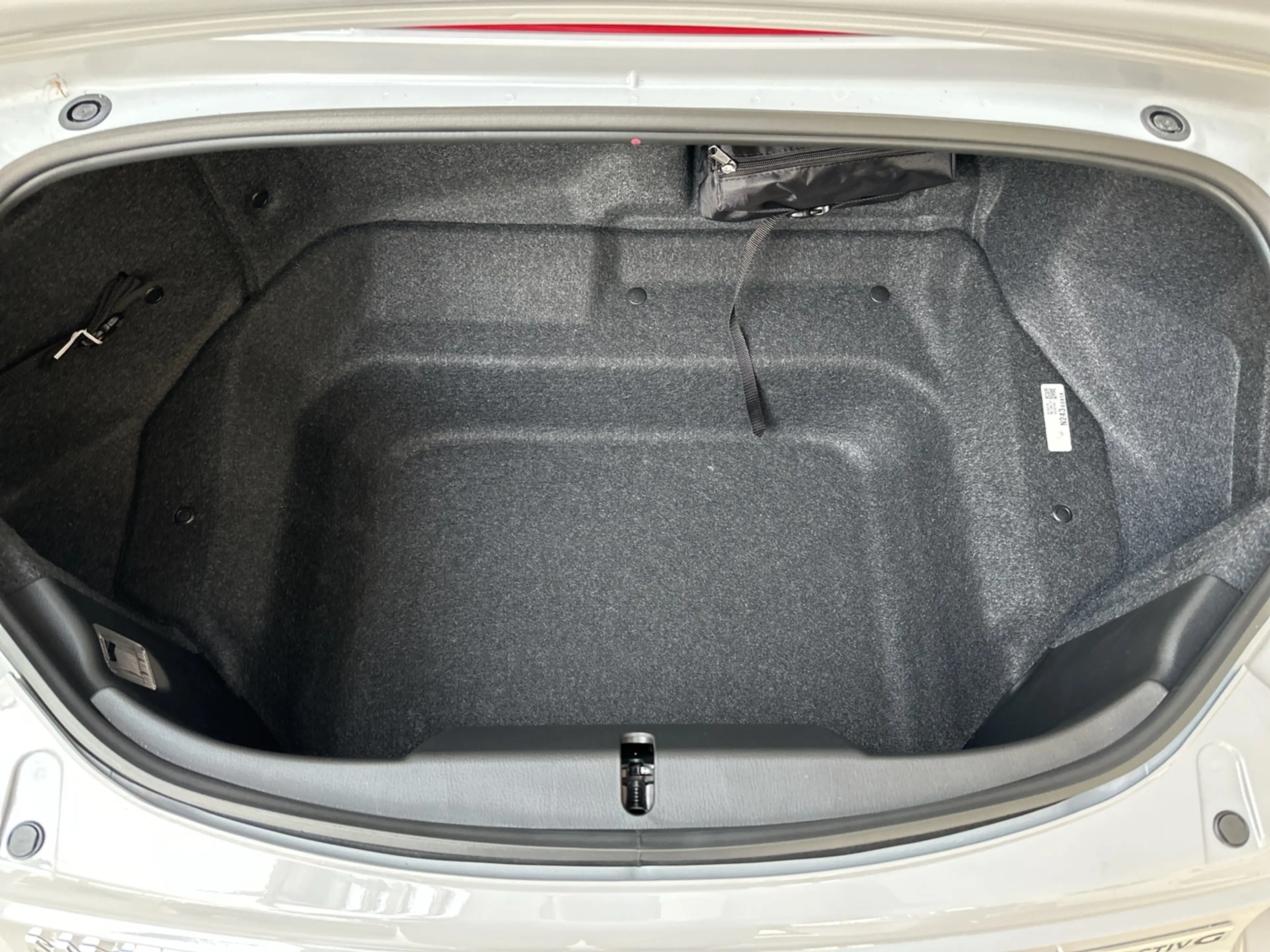 Mazda MX-5 2026 Exclusive-line 1.5L SKYACTIV-G 132 — photo 8