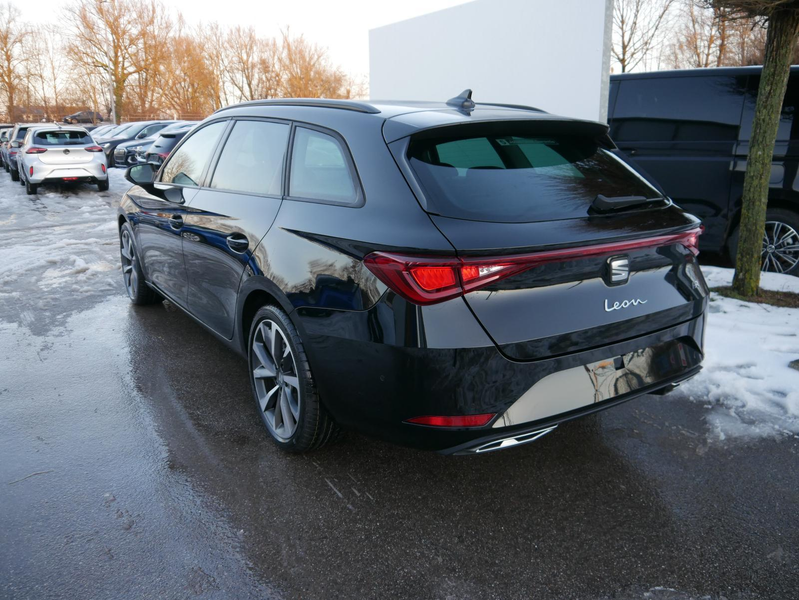 SEAT Leon Sportstourer FR 1.5 eTSI Kombi DSG*AHK-SCHWENKB... — photo 6