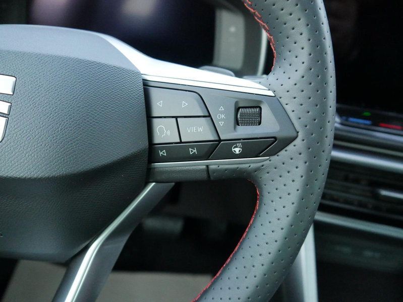 SEAT Leon Sportstourer FR 1.5 eTSI Kombi DSG*AHK-SCHWENKB... — photo 14