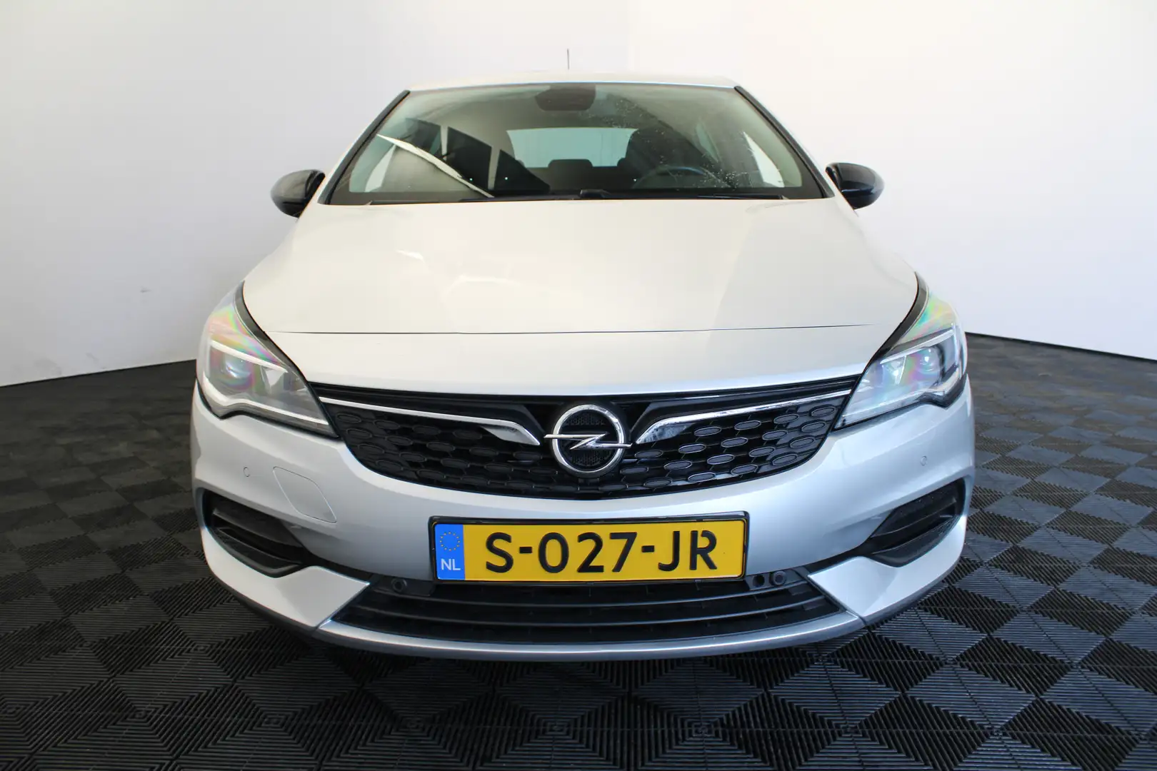 Opel Astra 1.2 Edition *Hemelvaartsdag Open!* Grijs - 2