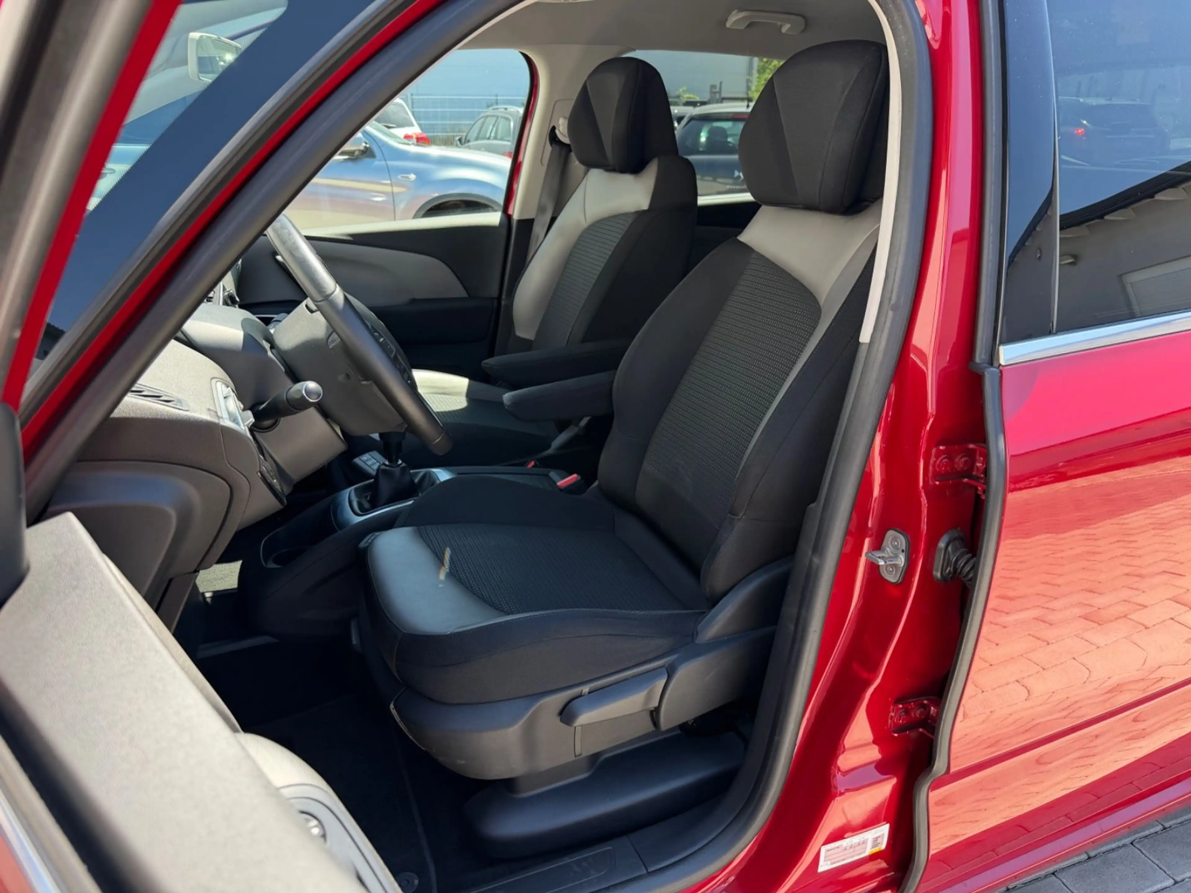 Citroen C4 Picasso /Spacetourer/RKAMERA/MASSAGE/AHK/LED — photo 11