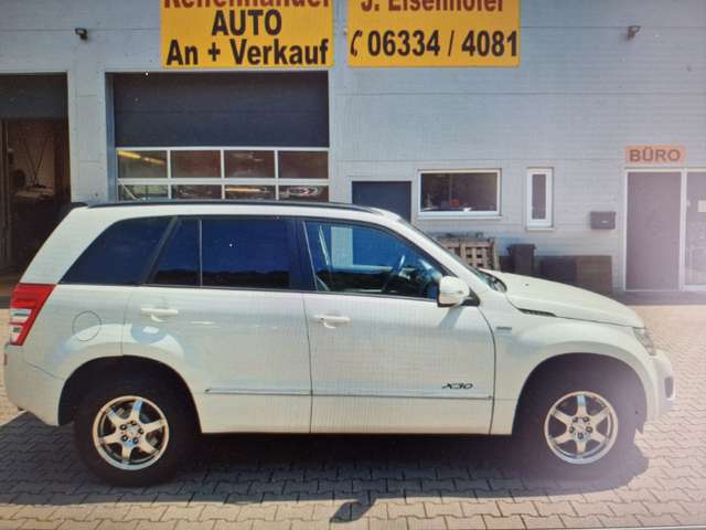 Suzuki Grand Vitara 1.9 DDIS X 30 (5-trg.) LEDER, XENON, Neuwertig WR
