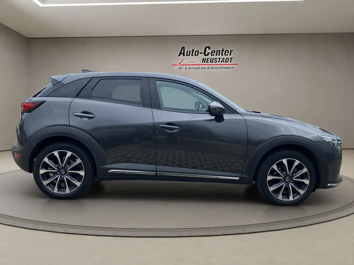 Mazda CX-3 Selection, HUD, NAVI, PDC, R.-KAMERA Grau - 2