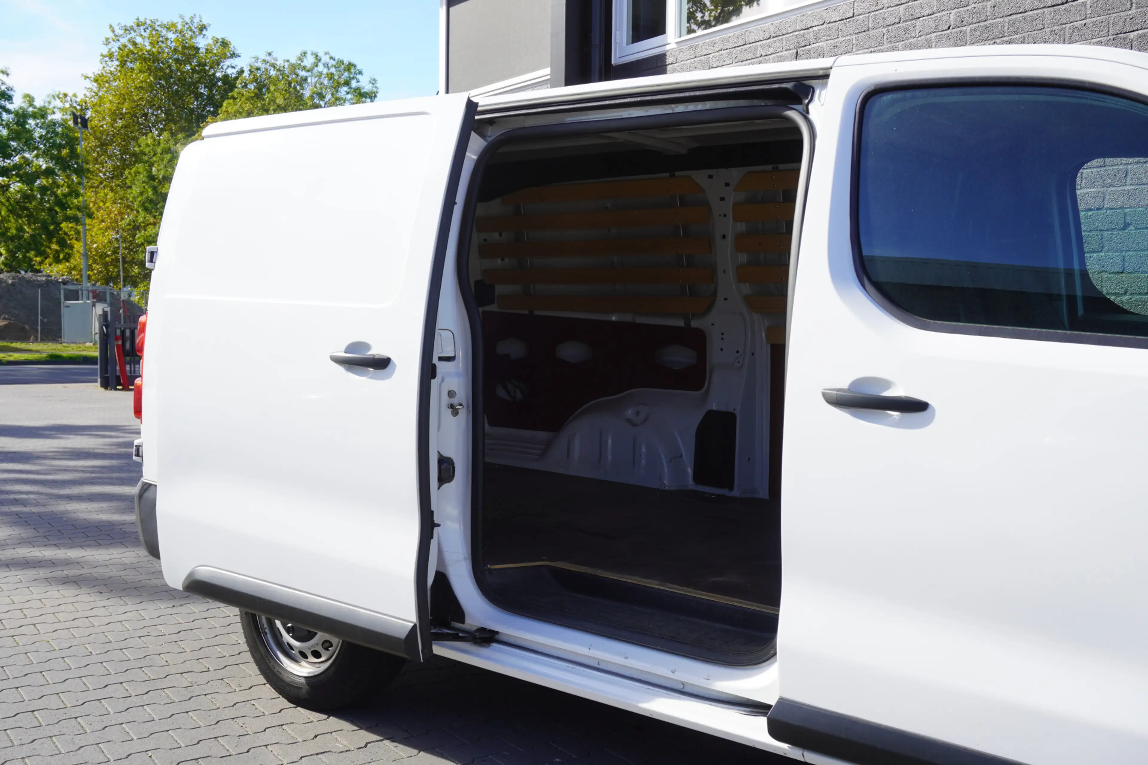 Toyota Proace Worker 2.0 D-4D L3 122PK EURO 6 - Airco - Cruise - — photo 9