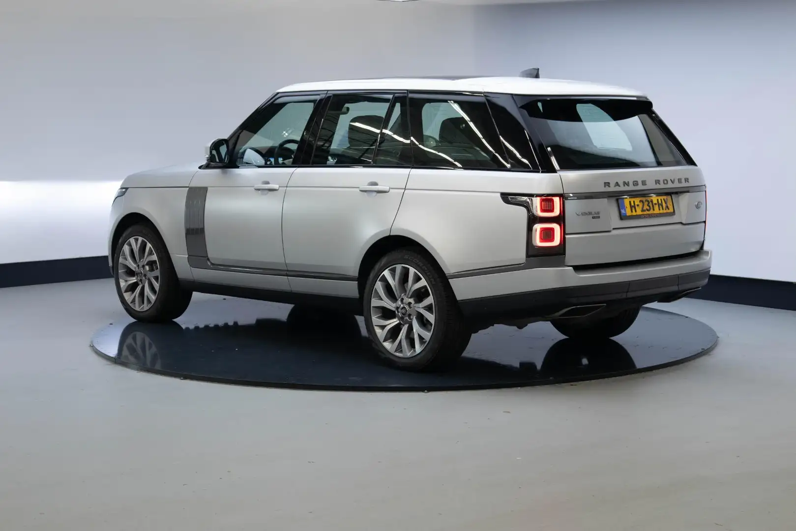 Land Rover Range Rover 2.0 P400e Limited Edition Szürke - 2