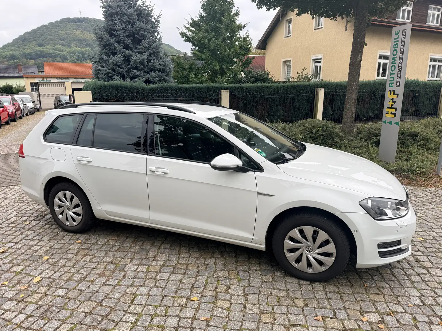 Volkswagen Golf Variant Cup BMT Weiß - 1