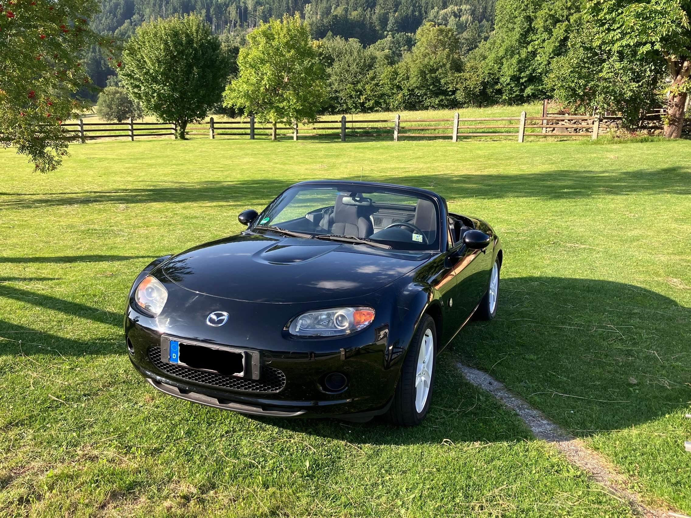 Second hand Mazda Mx-5 Miata 1.8