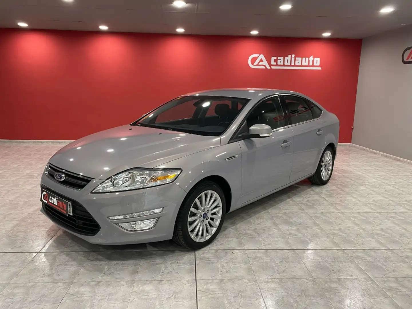 Ford Mondeo 1.6TDCi ECOnetic Auto-S&S Titanium Gris - 1