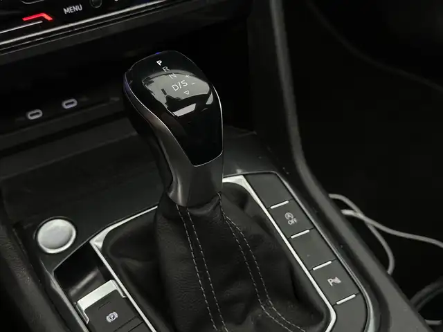 Volkswagen Tiguan Allspace view 17