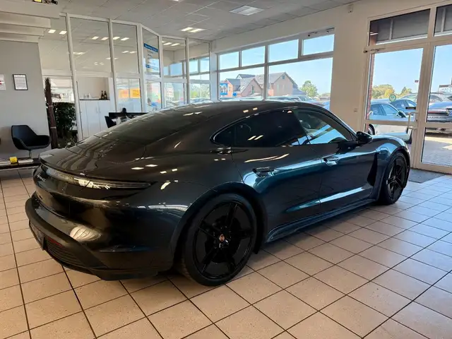 Porsche Taycan view 5