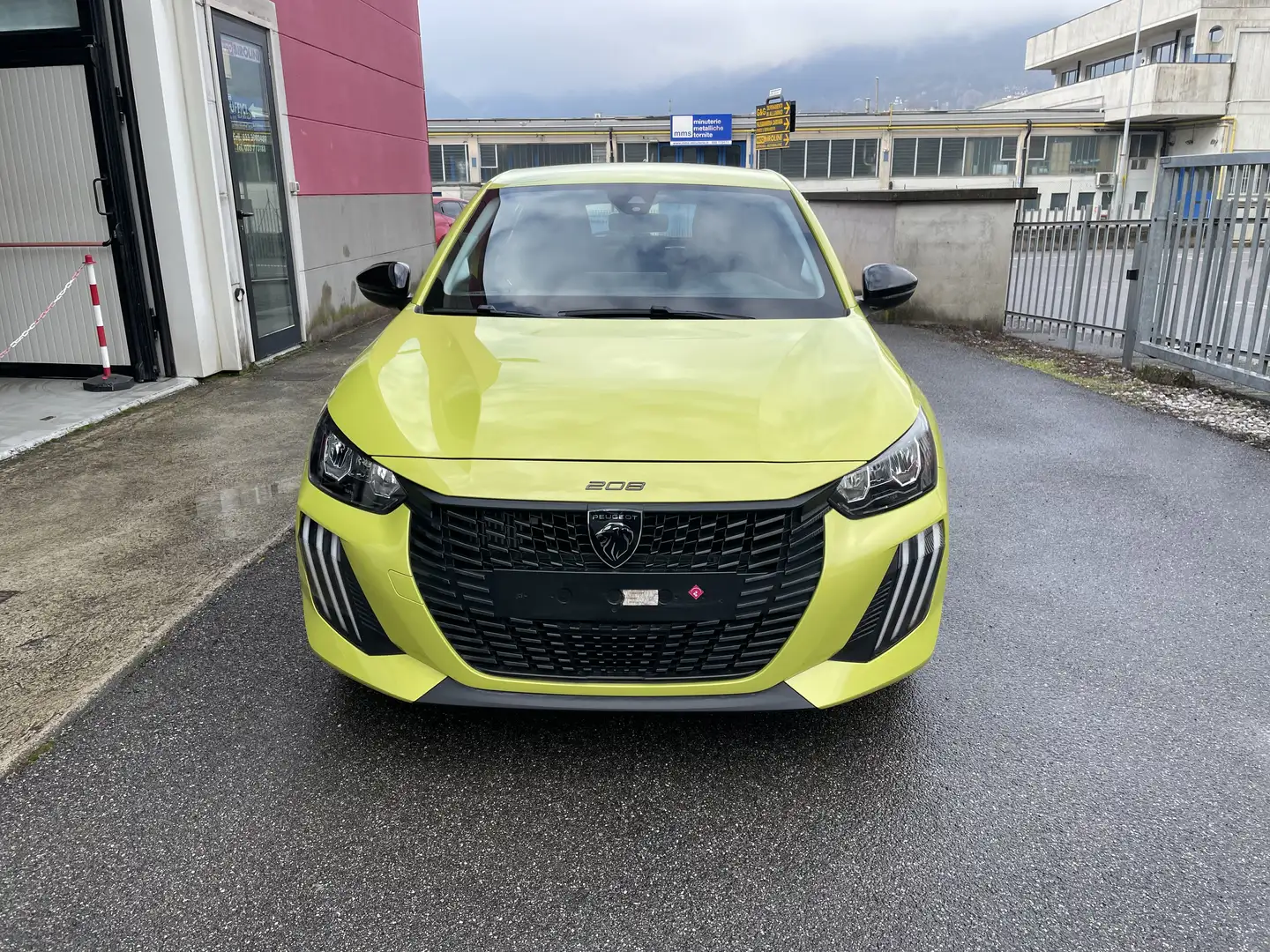 Peugeot 208 208 1.2 puretech Active s Gelb - 2