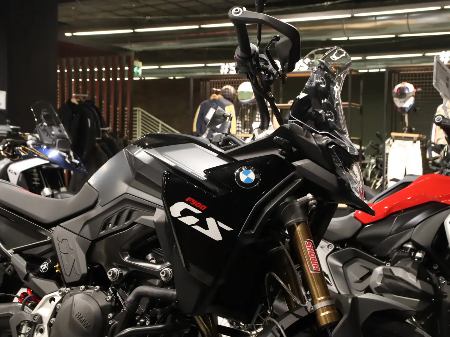 BMW F 900 GS Nero - 2